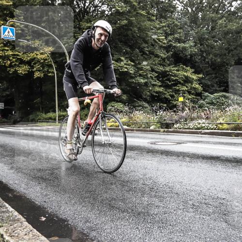 13.09.2026 - Stadtparktriathlon H.Heesch http://msf.ph/oto/10386566 13.09.2026 12:02:01 Radfahren 844, 871, 985, 1033, 1062, 1063 meine-sportfotos.de