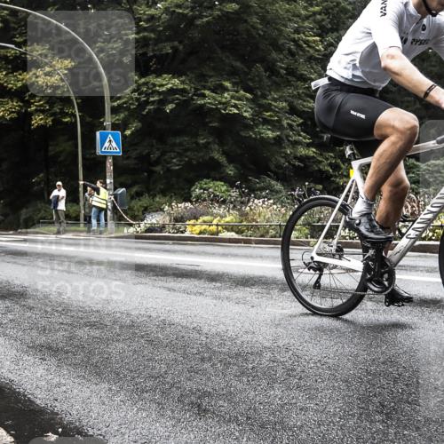 13.09.2026 - Stadtparktriathlon H.Heesch http://msf.ph/oto/10386571 13.09.2026 13:30:36 Radfahren 1310 meine-sportfotos.de