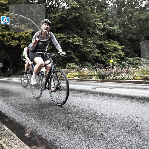13.09.2026 - Stadtparktriathlon H.Heesch http://msf.ph/oto/10386590 13.09.2026 12:02:14 Radfahren 780, 869, 949, 977 meine-sportfotos.de