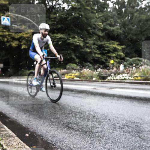 13.09.2026 - Stadtparktriathlon H.Heesch http://msf.ph/oto/10386626 13.09.2026 12:02:31 Radfahren 729, 849, 880, 959, 987, 1016 meine-sportfotos.de