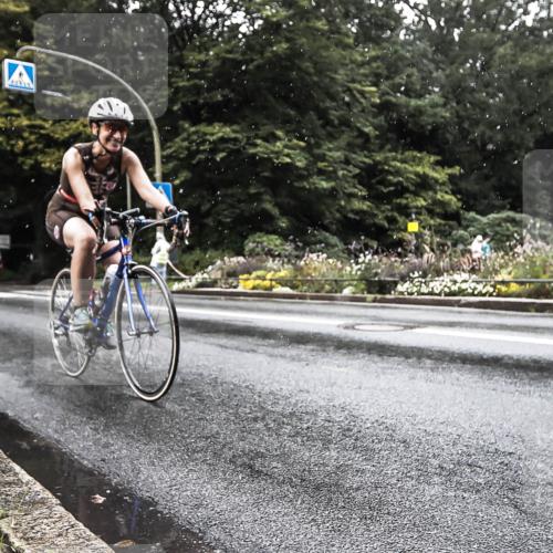 13.09.2026 - Stadtparktriathlon H.Heesch http://msf.ph/oto/10386629 13.09.2026 12:02:32 Radfahren 729, 849, 880, 959, 987, 1016 meine-sportfotos.de