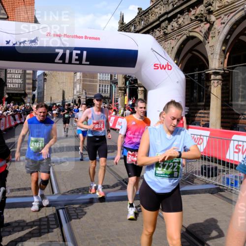 13.09.2026 - 21. swb-Marathon Bremen Tim E. http://msf.ph/oto/10386651 13.09.2026 13:26:10 Ziel 150, 1163, 1458, 1647, 2033, 2062, 2421, 2708, 2781, 2987, 3248, 3516, 3722, 4067, 4161, 4411, 4439, 4476, 4842, 5013, 5139, 5558, 5622, 5701, 6135, 6605, 7638, 7780, 8271, 8361, 8592, 9266, 9794 meine-sportfotos.de