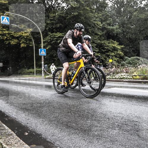 13.09.2026 - Stadtparktriathlon H.Heesch http://msf.ph/oto/10386666 13.09.2026 12:02:49 Radfahren 755, 859, 1020, 1044 meine-sportfotos.de