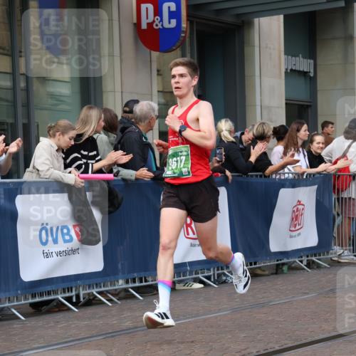 13.09.2026 - 21. swb-Marathon Bremen Strokosch-Dieckow http://msf.ph/oto/10386674 13.09.2026 12:53:57 Ziel 1256, 1629, 6112, 9399, 9617, 272, 1089, 1168, 1606, 5160, 13212 meine-sportfotos.de