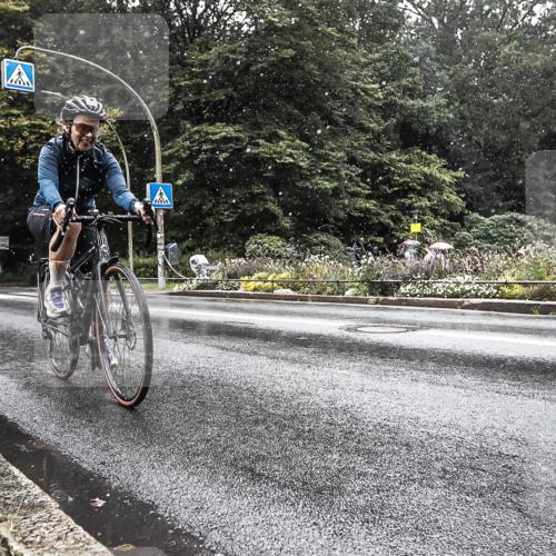 13.09.2026 - Stadtparktriathlon H.Heesch http://msf.ph/oto/10386681 13.09.2026 12:02:55 Radfahren 758, 856, 925 meine-sportfotos.de