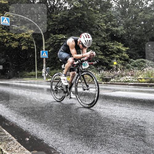 13.09.2026 - Stadtparktriathlon H.Heesch http://msf.ph/oto/10386712 13.09.2026 12:03:14 Radfahren 831, 879, 919, 990, 997 meine-sportfotos.de