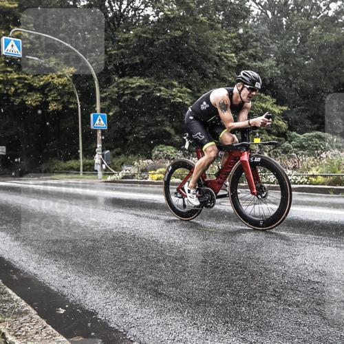 13.09.2026 - Stadtparktriathlon H.Heesch http://msf.ph/oto/10386722 13.09.2026 12:03:16 Radfahren 831, 879, 919, 965, 990, 997 meine-sportfotos.de