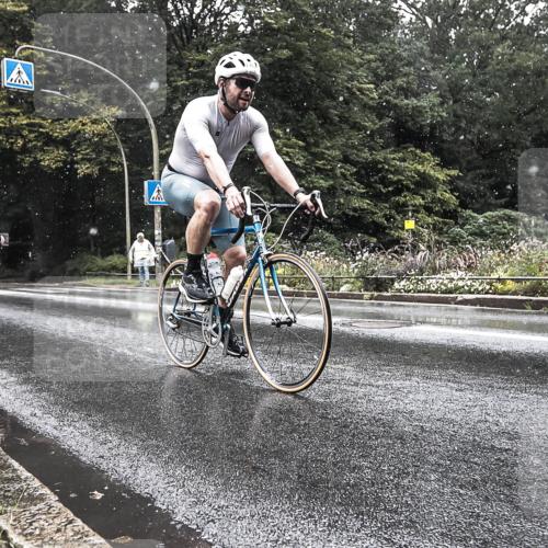 13.09.2026 - Stadtparktriathlon H.Heesch http://msf.ph/oto/10386759 13.09.2026 12:03:53 Radfahren 865, 873, 1008, 1030, 1053 meine-sportfotos.de