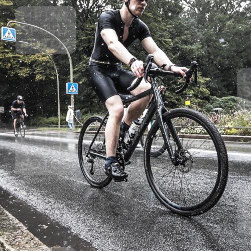 13.09.2026 - Stadtparktriathlon H.Heesch http://msf.ph/oto/10386791 13.09.2026 12:04:09 Radfahren 916, 1004, 1048, 1060 meine-sportfotos.de
