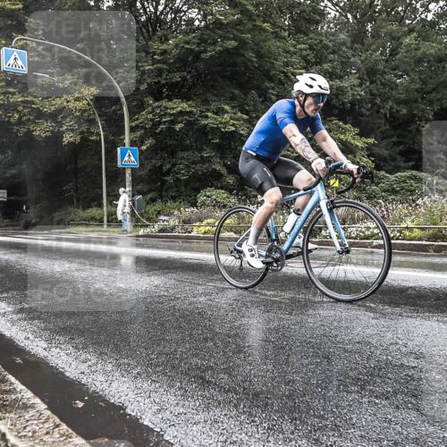 13.09.2026 - Stadtparktriathlon H.Heesch http://msf.ph/oto/10386891 13.09.2026 12:05:42 Radfahren 918, 920, 954, 970, 1009, 1037 meine-sportfotos.de