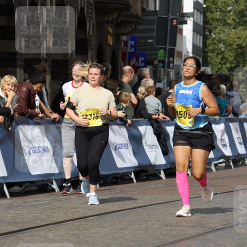 13.09.2026 - 21. swb-Marathon Bremen Strokosch-Dieckow http://msf.ph/oto/10386894 13.09.2026 11:08:27 Ziel 10135, 10139, 10188, 10404, 10493, 10767, 10793, 10851, 10859, 11032, 11044, 11263, 11378, 11404, 11659, 11831, 11833, 11958, 12031, 12066, 12160, 12248, 12325, 12384, 12389, 10229, 10399, 10609, 11065, 11358, 11678, 11834, 11888, 12162, 12516 meine-sportfotos.de