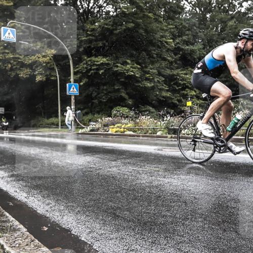 13.09.2026 - Stadtparktriathlon H.Heesch http://msf.ph/oto/10386904 13.09.2026 12:05:45 Radfahren 918, 920, 954, 1009, 1037 meine-sportfotos.de