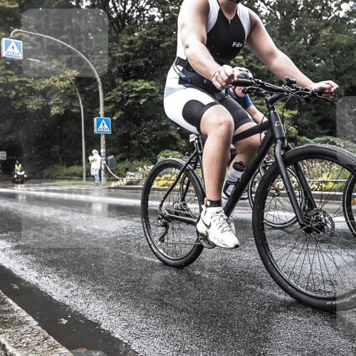 13.09.2026 - Stadtparktriathlon H.Heesch http://msf.ph/oto/10386906 13.09.2026 12:05:50 Radfahren 899, 980, 999, 1051, 1065 meine-sportfotos.de