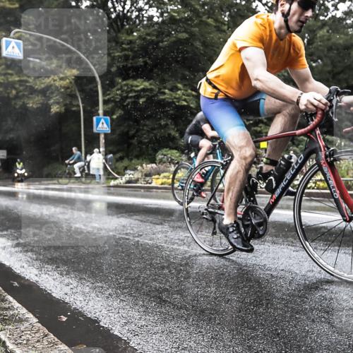 13.09.2026 - Stadtparktriathlon H.Heesch http://msf.ph/oto/10386921 13.09.2026 12:06:10 Radfahren 956, 1024 meine-sportfotos.de