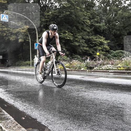 13.09.2026 - Stadtparktriathlon H.Heesch http://msf.ph/oto/10386924 13.09.2026 12:06:17 Radfahren 884, 903, 955 meine-sportfotos.de