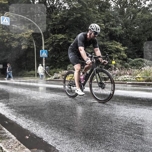 13.09.2026 - Stadtparktriathlon H.Heesch http://msf.ph/oto/10386948 13.09.2026 12:06:30 Radfahren 823, 911, 934, 998, 1025 meine-sportfotos.de