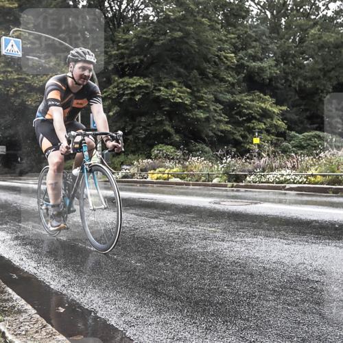 13.09.2026 - Stadtparktriathlon H.Heesch http://msf.ph/oto/10386956 13.09.2026 12:06:32 Radfahren 823, 911, 934, 998, 1049 meine-sportfotos.de