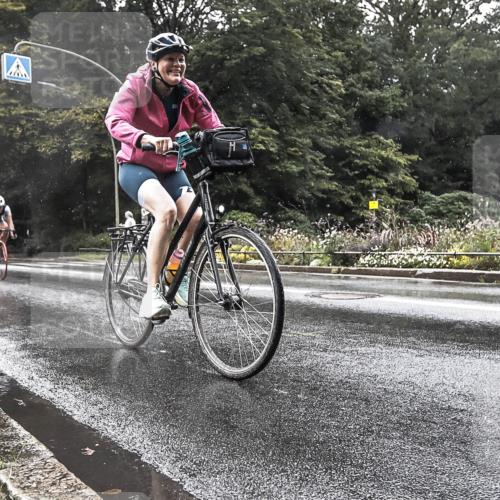 13.09.2026 - Stadtparktriathlon H.Heesch http://msf.ph/oto/10386991 13.09.2026 12:07:03 Radfahren 816, 830, 957 meine-sportfotos.de