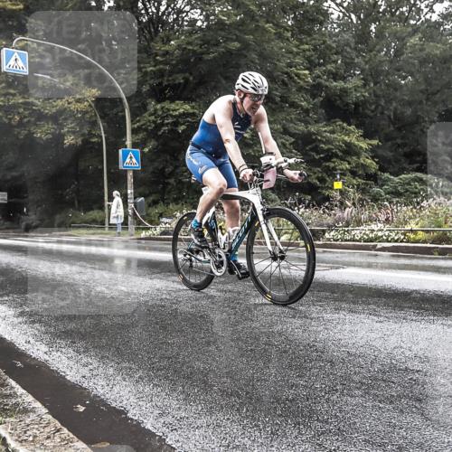 13.09.2026 - Stadtparktriathlon H.Heesch http://msf.ph/oto/10387008 13.09.2026 12:07:08 Radfahren 803, 851, 902, 957, 1035, 1061 meine-sportfotos.de