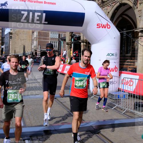 13.09.2026 - 21. swb-Marathon Bremen Tim E. http://msf.ph/oto/10387065 13.09.2026 13:26:46 Ziel 1368, 1649, 2434, 2658, 3526, 3603, 3983, 4077, 5747, 5992, 6230, 6548, 6639, 7626, 8817, 9260, 13195 meine-sportfotos.de