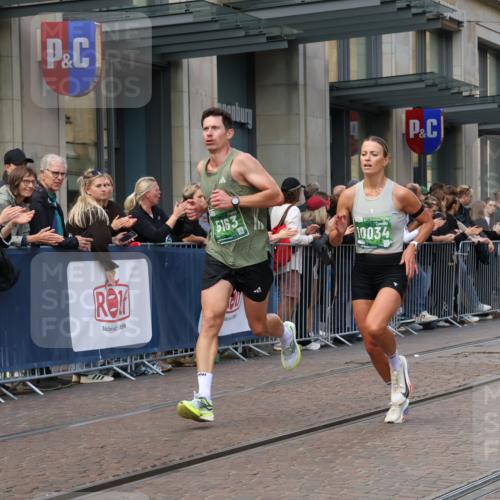 13.09.2026 - 21. swb-Marathon Bremen Strokosch-Dieckow http://msf.ph/oto/10387120 13.09.2026 12:55:38 Ziel 1583, 2072, 5163, 10034, 13080, 299, 1724, 4381, 9630 meine-sportfotos.de