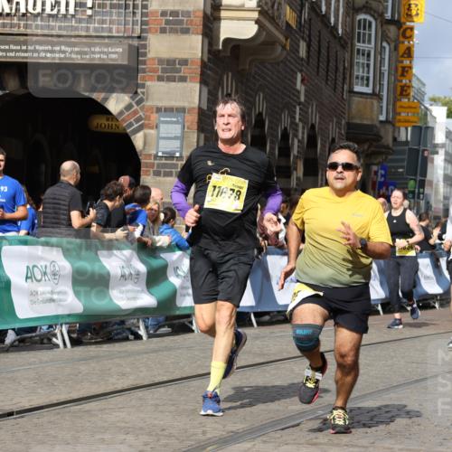 13.09.2026 - 21. swb-Marathon Bremen Strokosch-Dieckow http://msf.ph/oto/10387133 13.09.2026 11:08:43 Ziel 10135, 10188, 10229, 10851, 11065, 11124, 11263, 11509, 11560, 11561, 11888, 11968, 12073, 12164, 12315, 12325, 12410, 12516, 10217, 10469, 10599, 11053, 11074, 11421, 11434, 11718, 11812, 12256, 12353, 12438, 12517 meine-sportfotos.de