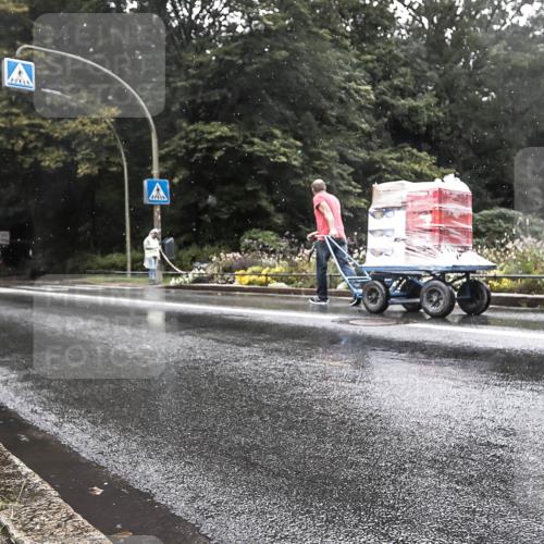 13.09.2026 - Stadtparktriathlon H.Heesch http://msf.ph/oto/10387151 13.09.2026 12:09:30 Radfahren 841, 935, 1039 meine-sportfotos.de