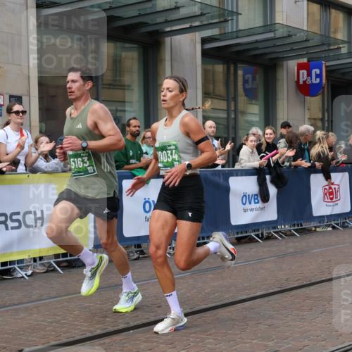 13.09.2026 - 21. swb-Marathon Bremen Strokosch-Dieckow http://msf.ph/oto/10387156 13.09.2026 12:55:40 Ziel 1583, 2072, 5163, 6630, 10034, 13080, 299, 1724, 4381, 9630 meine-sportfotos.de