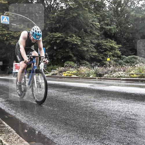 13.09.2026 - Stadtparktriathlon H.Heesch http://msf.ph/oto/10387163 13.09.2026 12:09:40 Radfahren 869, 928, 997, 1059 meine-sportfotos.de