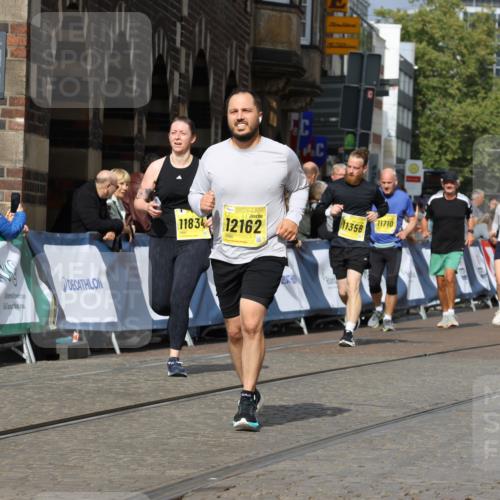 13.09.2026 - 21. swb-Marathon Bremen Strokosch-Dieckow http://msf.ph/oto/10387166 13.09.2026 11:08:45 Ziel 10188, 10229, 10851, 11065, 11124, 11509, 11560, 11561, 11678, 11888, 11968, 12073, 12164, 12315, 12325, 12410, 12516, 10217, 10455, 10469, 10599, 11011, 11053, 11074, 11434, 11531, 11812, 11905, 12256, 12353, 12438, 12517 meine-sportfotos.de