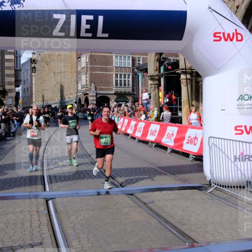 13.09.2026 - 21. swb-Marathon Bremen Tim E. http://msf.ph/oto/10387187 13.09.2026 13:26:54 Ziel 1368, 2779, 3526, 3603, 3852, 4077, 4598, 6289, 6375, 6548, 8112, 9260, 13195 meine-sportfotos.de