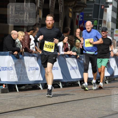 13.09.2026 - 21. swb-Marathon Bremen Strokosch-Dieckow http://msf.ph/oto/10387210 13.09.2026 11:08:47 Ziel 10229, 11065, 11124, 11509, 11560, 11561, 11678, 11888, 11968, 12073, 12162, 12164, 12315, 12410, 12516, 10217, 10455, 10469, 10599, 11011, 11053, 11074, 11434, 11531, 11812, 11905, 12192, 12256, 12353, 12438 meine-sportfotos.de