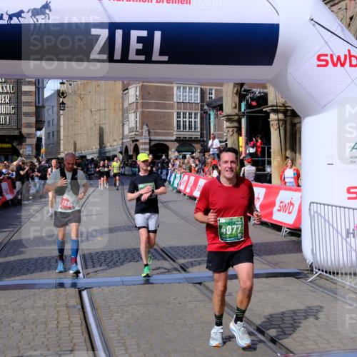 13.09.2026 - 21. swb-Marathon Bremen Tim E. http://msf.ph/oto/10387211 13.09.2026 13:26:56 Ziel 1368, 2779, 3526, 3852, 3893, 4077, 4598, 5054, 6289, 6375, 6548, 8112, 9260, 13097 meine-sportfotos.de