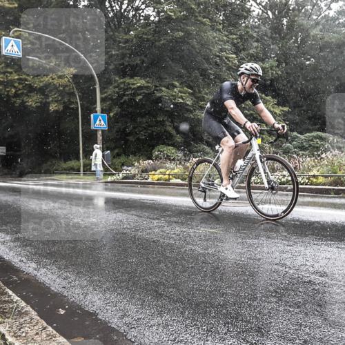 13.09.2026 - Stadtparktriathlon H.Heesch http://msf.ph/oto/10387215 13.09.2026 12:10:08 Radfahren 861, 915, 925, 1001, 1016, 1044 meine-sportfotos.de