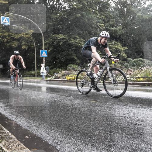 13.09.2026 - Stadtparktriathlon H.Heesch http://msf.ph/oto/10387223 13.09.2026 12:10:21 Radfahren 856, 860, 933, 965 meine-sportfotos.de