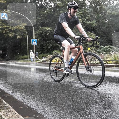 13.09.2026 - Stadtparktriathlon H.Heesch http://msf.ph/oto/10387241 13.09.2026 12:10:32 Radfahren 987, 1033 meine-sportfotos.de