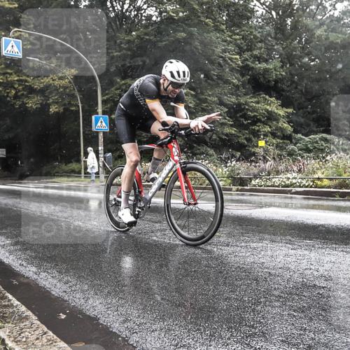 13.09.2026 - Stadtparktriathlon H.Heesch http://msf.ph/oto/10387256 13.09.2026 12:10:44 Radfahren 859, 948, 1030, 1053, 1060 meine-sportfotos.de