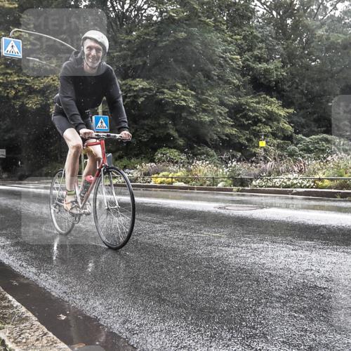 13.09.2026 - Stadtparktriathlon H.Heesch http://msf.ph/oto/10387263 13.09.2026 12:10:48 Radfahren 844, 948, 1053 meine-sportfotos.de