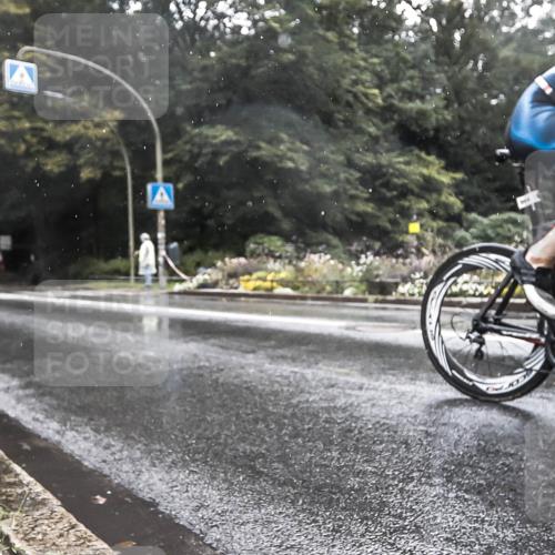13.09.2026 - Stadtparktriathlon H.Heesch http://msf.ph/oto/10387279 13.09.2026 12:11:08 Radfahren 964 meine-sportfotos.de