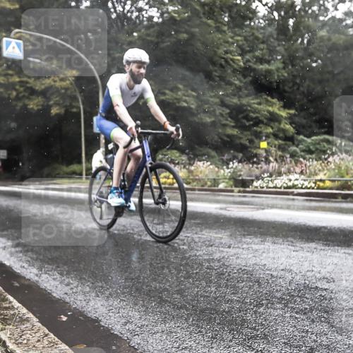 13.09.2026 - Stadtparktriathlon H.Heesch http://msf.ph/oto/10387299 13.09.2026 12:11:45 Radfahren 849 meine-sportfotos.de