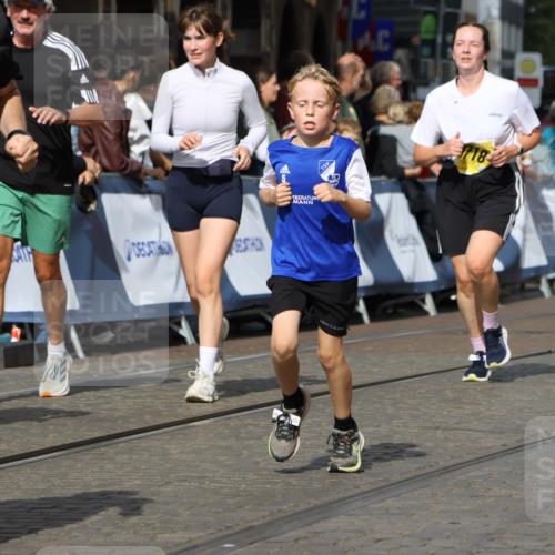 13.09.2026 - 21. swb-Marathon Bremen Strokosch-Dieckow http://msf.ph/oto/10387312 13.09.2026 11:08:51 Ziel 10229, 10609, 11065, 11124, 11509, 11560, 11561, 11678, 11834, 11888, 11968, 12073, 12162, 12164, 12315, 12410, 12516, 10217, 10321, 10455, 10570, 10599, 10630, 11011, 11053, 11074, 11138, 11531, 11812, 11905, 12192, 12438, 12554 meine-sportfotos.de