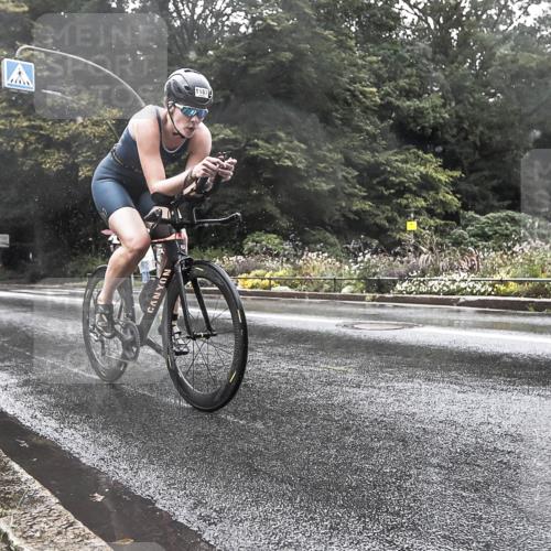 13.09.2026 - Stadtparktriathlon H.Heesch http://msf.ph/oto/10387369 13.09.2026 12:13:03 Radfahren 1045, 1051, 1187 meine-sportfotos.de