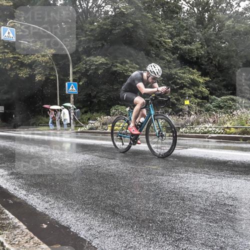 13.09.2026 - Stadtparktriathlon H.Heesch http://msf.ph/oto/10387385 13.09.2026 12:13:13 Radfahren 955, 1015, 1024 meine-sportfotos.de