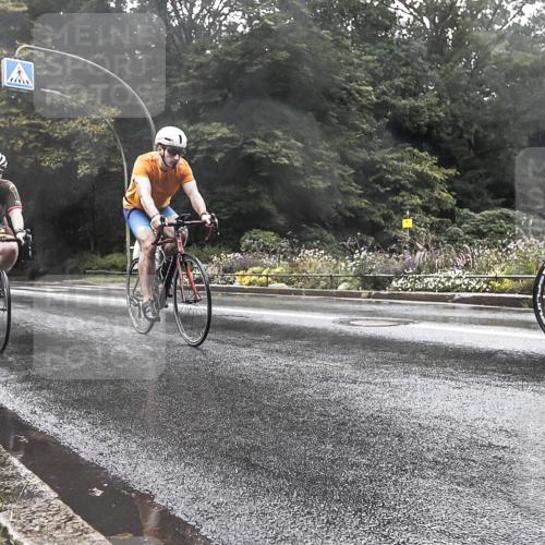13.09.2026 - Stadtparktriathlon H.Heesch http://msf.ph/oto/10387419 13.09.2026 12:14:04 Radfahren 755, 956, 1061 meine-sportfotos.de
