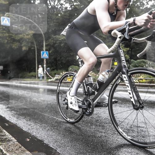 13.09.2026 - Stadtparktriathlon H.Heesch http://msf.ph/oto/10387465 13.09.2026 12:14:44 Radfahren 851, 1057 meine-sportfotos.de