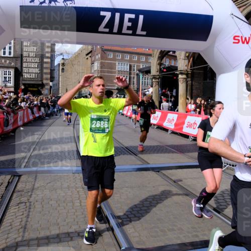 13.09.2026 - 21. swb-Marathon Bremen Tim E. http://msf.ph/oto/10387468 13.09.2026 13:28:04 Ziel 440, 488, 534, 762, 857, 1456, 1932, 2686, 3013, 3135, 3460, 3576, 3970, 4106, 4133, 4265, 4421, 4496, 4593, 4744, 5462, 5557, 6067, 6468, 6522, 7042, 7138, 7358, 8351, 9067, 9494, 9727, 13198 meine-sportfotos.de