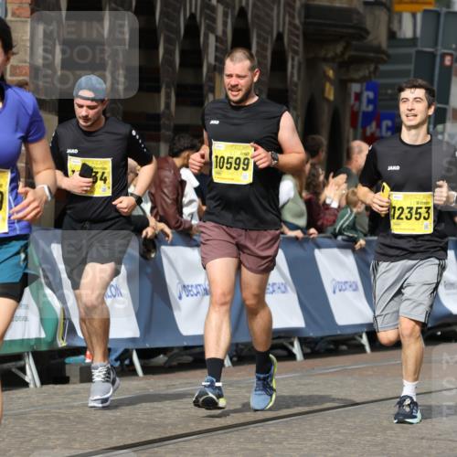 13.09.2026 - 21. swb-Marathon Bremen Strokosch-Dieckow http://msf.ph/oto/10387486 13.09.2026 11:08:59 Ziel 10229, 10399, 10469, 10609, 11065, 11358, 11421, 11678, 11710, 11718, 11834, 11888, 12162, 12256, 12516, 12517, 10314, 10321, 10570, 10630, 11011, 11091, 11138, 11304, 11578, 11987, 12155, 12192, 12337, 12554 meine-sportfotos.de