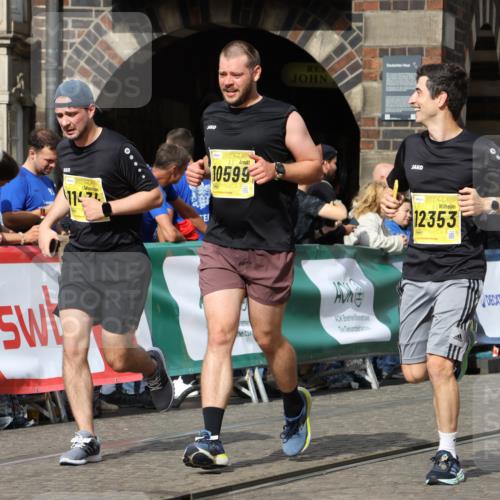 13.09.2026 - 21. swb-Marathon Bremen Strokosch-Dieckow http://msf.ph/oto/10387511 13.09.2026 11:09:01 Ziel 10229, 10399, 10469, 10609, 11065, 11358, 11421, 11678, 11710, 11718, 11834, 12162, 12256, 12516, 12517, 10314, 10321, 10570, 10630, 10686, 10983, 11091, 11138, 11304, 11578, 11764, 11987, 12155, 12192, 12337, 12554 meine-sportfotos.de