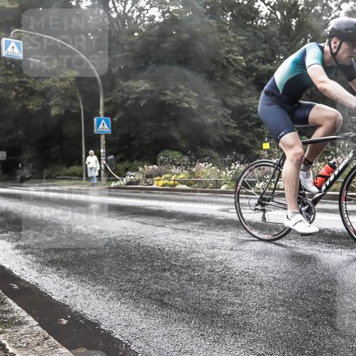 13.09.2026 - Stadtparktriathlon H.Heesch http://msf.ph/oto/10387518 13.09.2026 12:15:48 Radfahren 1022 meine-sportfotos.de