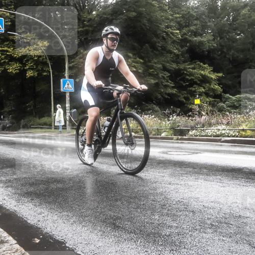 13.09.2026 - Stadtparktriathlon H.Heesch http://msf.ph/oto/10387525 13.09.2026 12:16:00 Radfahren 961, 1065 meine-sportfotos.de